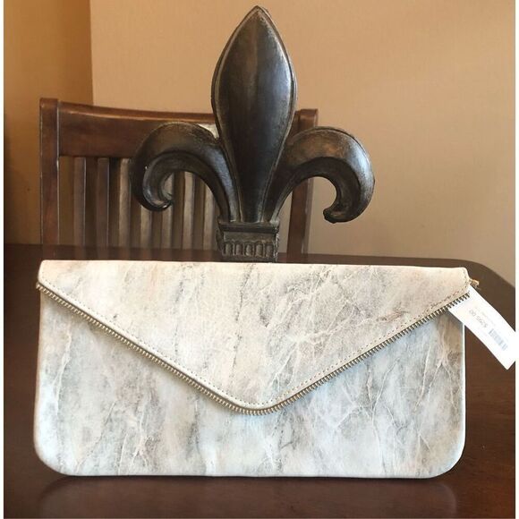 COASTAL ROAD -🎉HP🎉 Gray Marble Custom-Made Leather Zipper-Accent Envelope Clutch - Picture 7 of 15